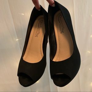 Black Suede Opentoe High Heels little Platform
